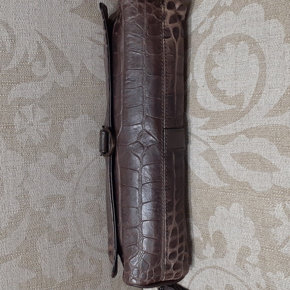 BURBERRY AUTHENTIC RARE CLUTCH - Picture 4 of 12